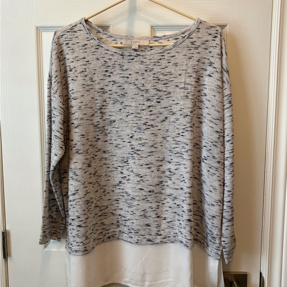 LOFT Speckled Gray and Black Sweatshirt